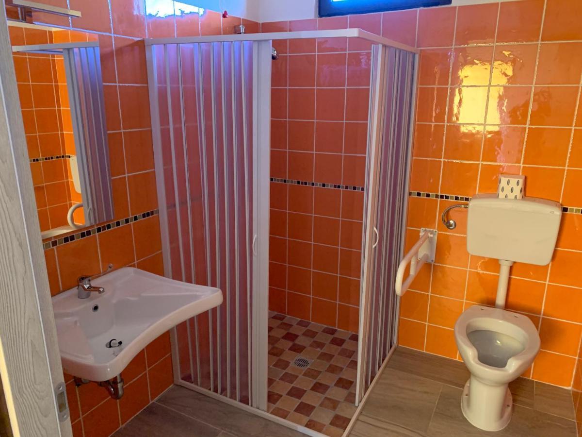 Bed and Breakfast Casa Acito Stornara Екстер'єр фото