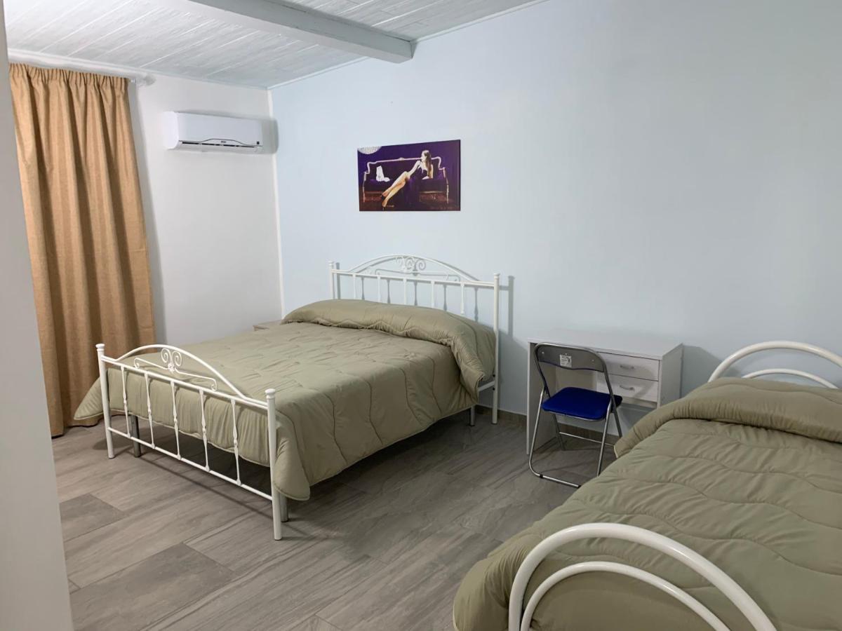 Bed and Breakfast Casa Acito Stornara Екстер'єр фото